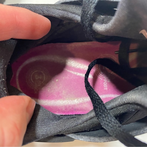 Nike Huarache Running Athletic Shoes - Picture 6 of 8